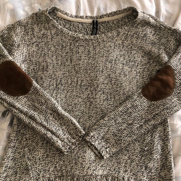 Cozy marled sweater with elbow patches - Picture 1 of 4